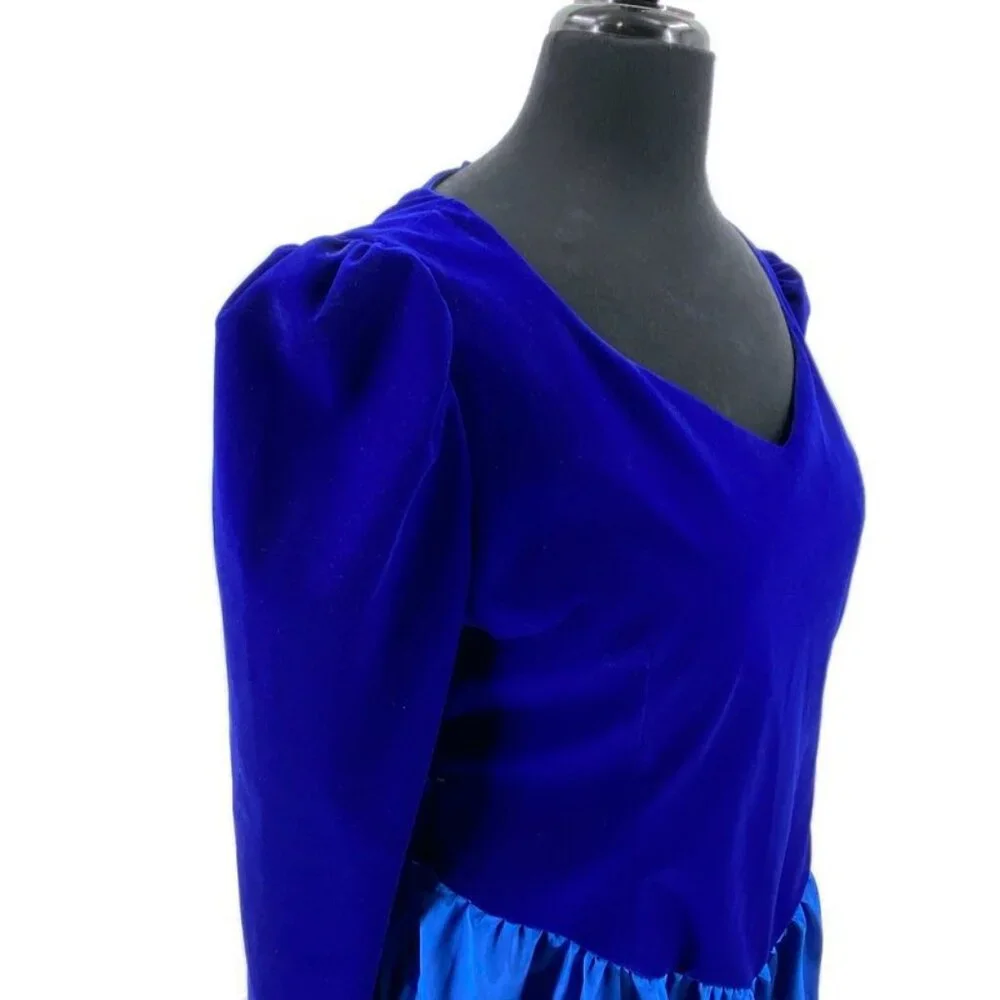 Von Lancelot Medieval Dress Satin Crushed Velvet Renaissance Cosplay Costume 18 - Picture 8 of 13
